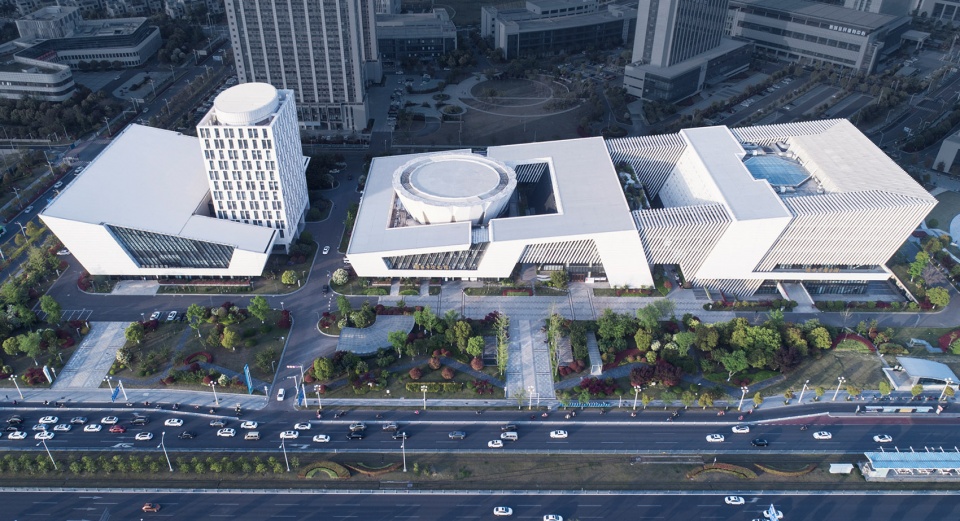 1679378230909182.jpg 15877058509731.jpg